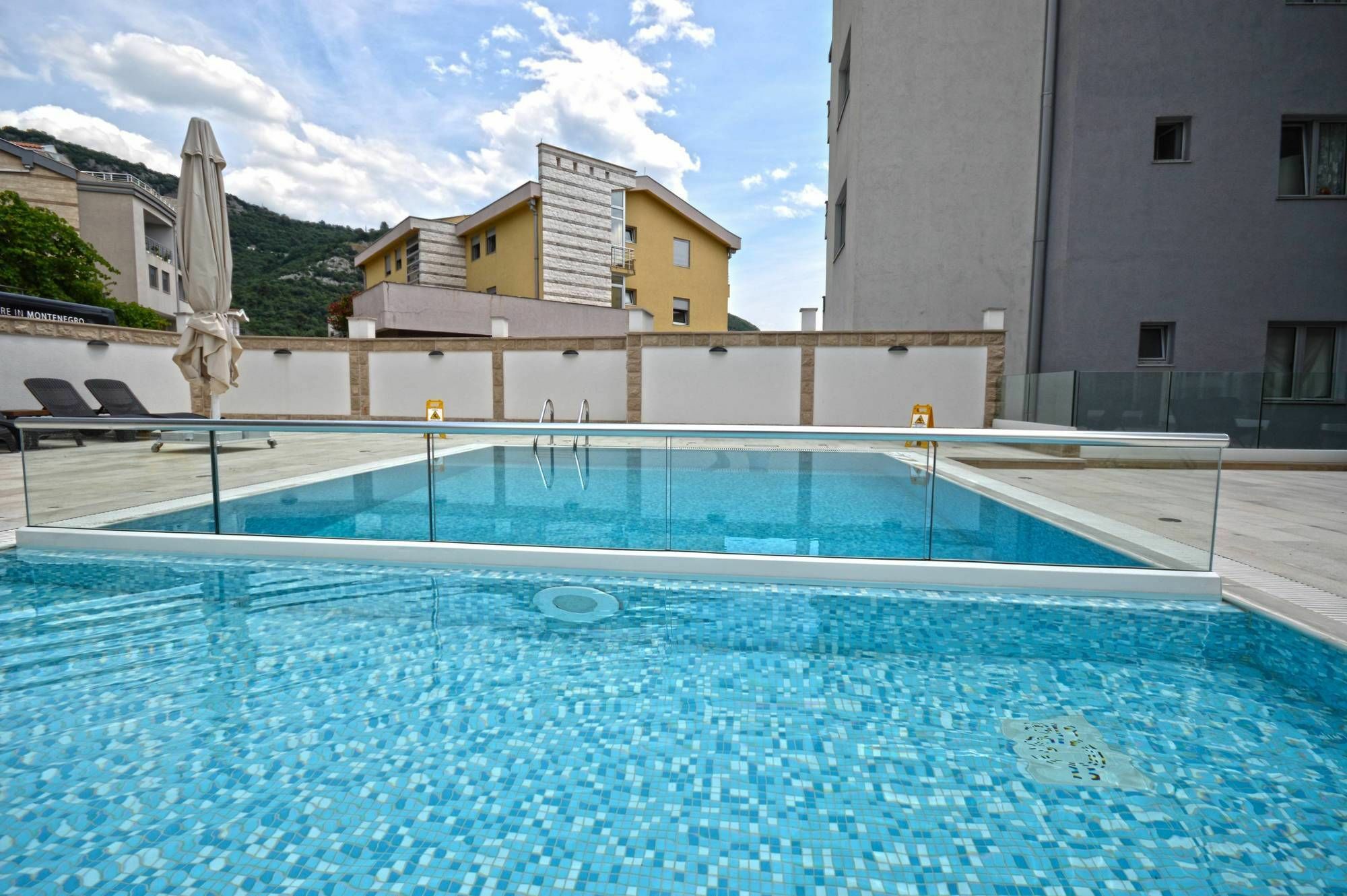 Chill And Go Aparthotel 부드바 외부 사진