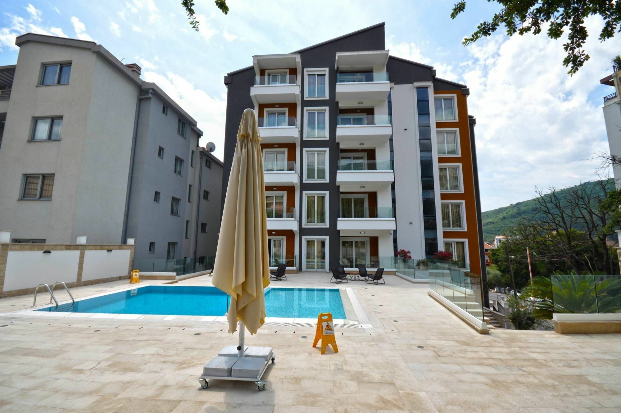 Chill And Go Aparthotel 부드바 외부 사진